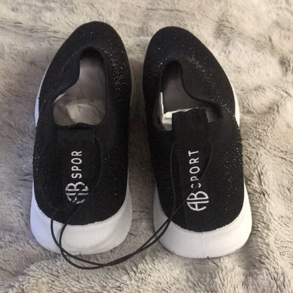 Black rhinestone sneakers knit sock style pull on elastic ankle 7 8 8.5 11 NEW - Picture 4 of 7